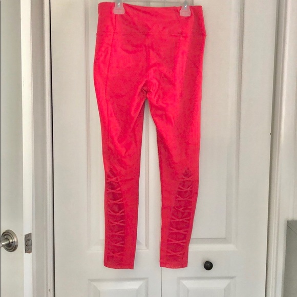 Victoria's Secret Red Knockout Sport Leggings - Picture 10 of 10
